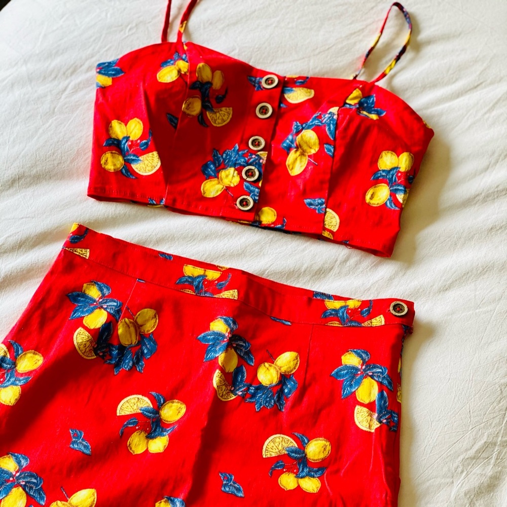Forever 21 two-piece lemon patterned skirt + crop